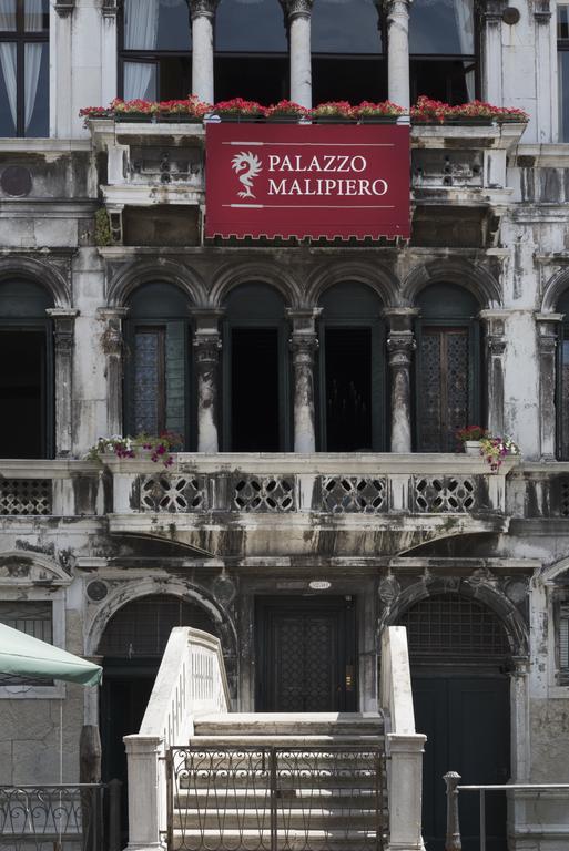 Residenza Ruga GiuffaCastello  エクステリア 写真