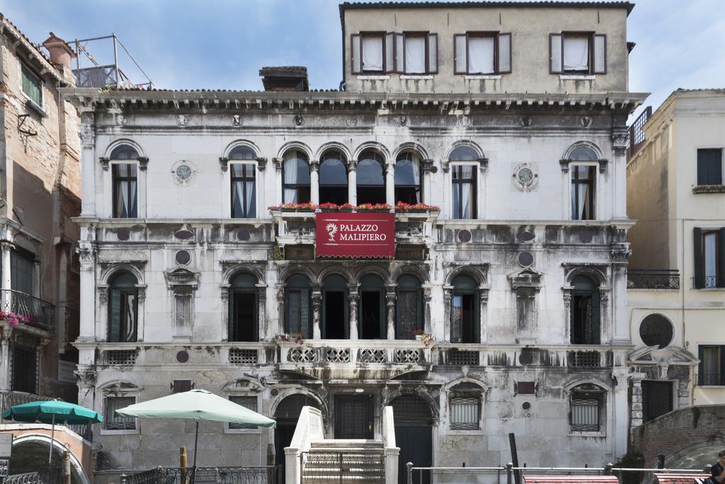 Residenza Ruga GiuffaCastello  エクステリア 写真